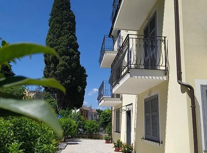 Hébergement de vacances Villa Essenza - Premium Bike & Hike House