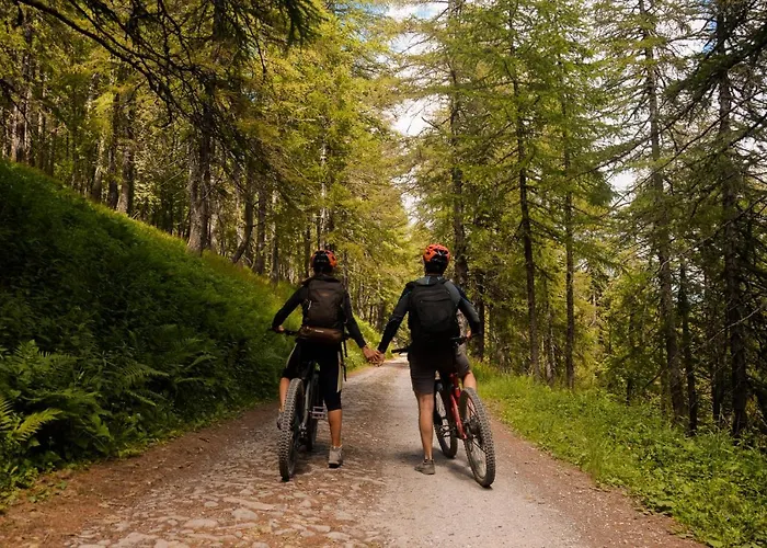 Villa Essenza - Premium Bike & Hike House Feriehus *