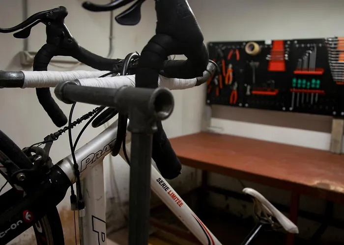 Villa Essenza - Premium Bike & Hike House *